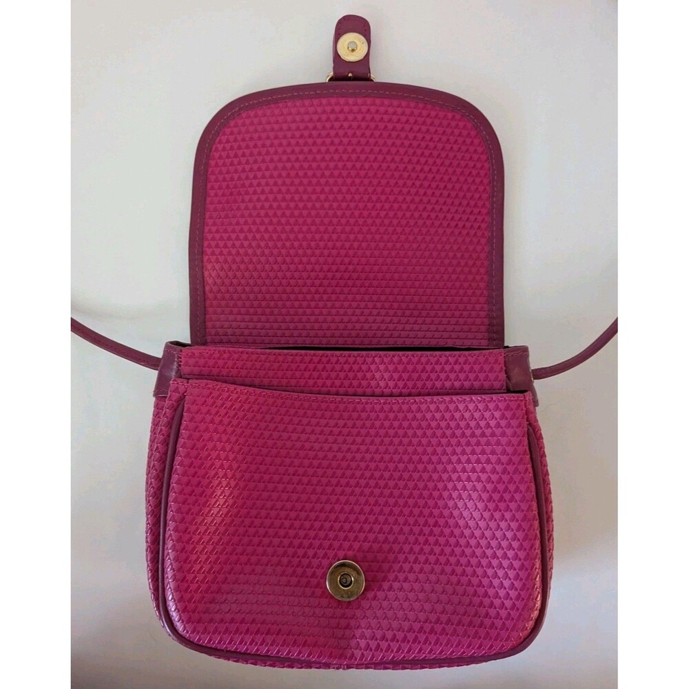 Vintage 1980's Liz Claiborne Fuchsia Pink Geometric Textured Crossbody Bag 1983 - Picture 6 of 14